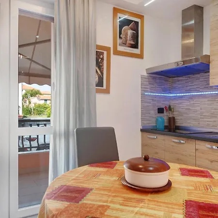 Sestri Lounge Apartment Sestri Levante